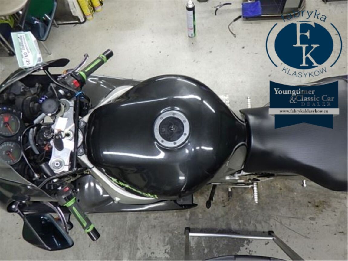 KAWASAKI ZX-9R 2000 - zdjęcie 32