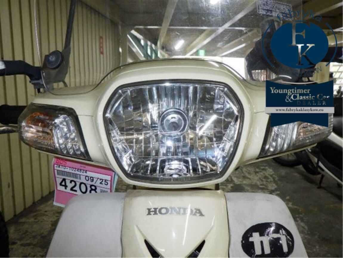 HONDA C110-2 - zdjęcie 11