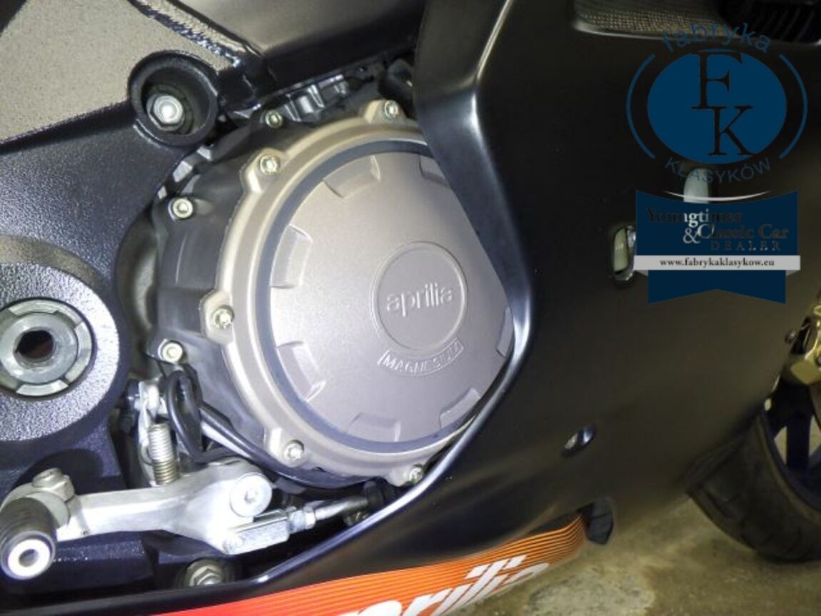 APRILIA RSV1000R 2004 - zdjęcie 9