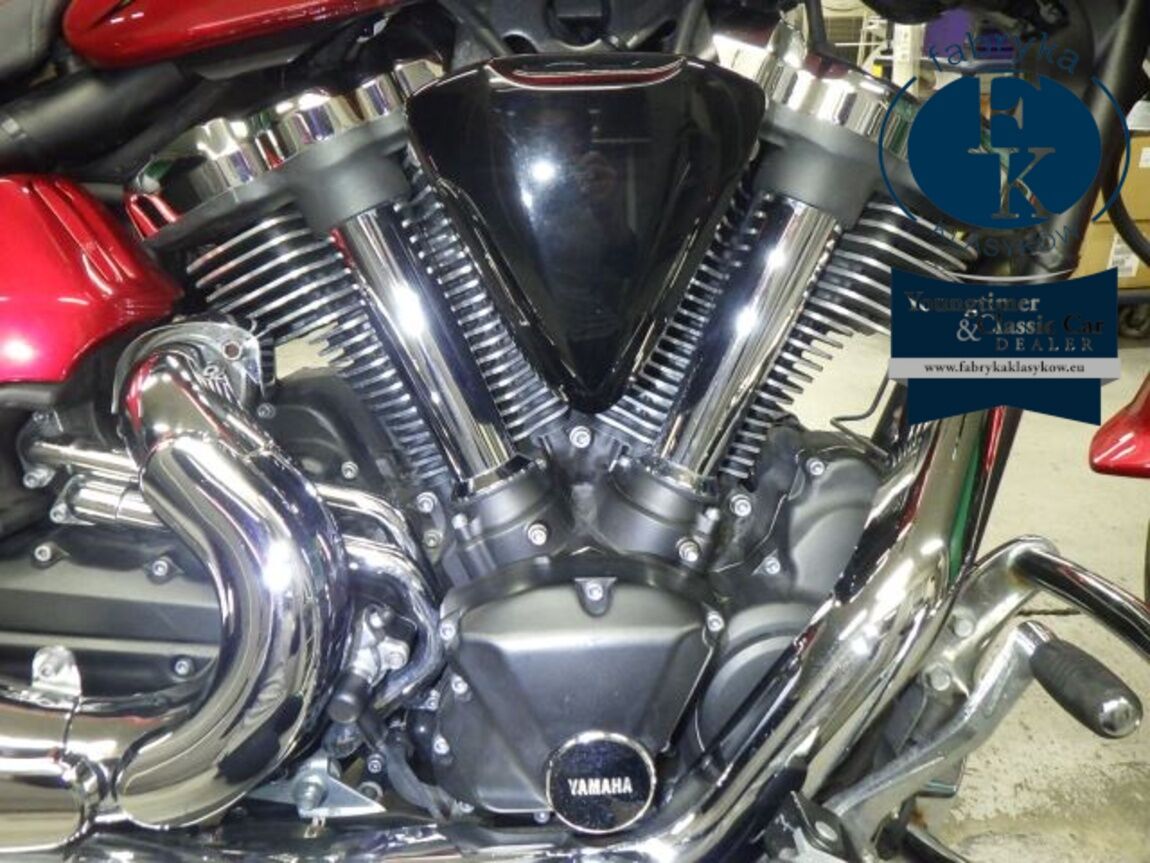 YAMAHA XV1900 RAIDER 2016 - zdjęcie 9