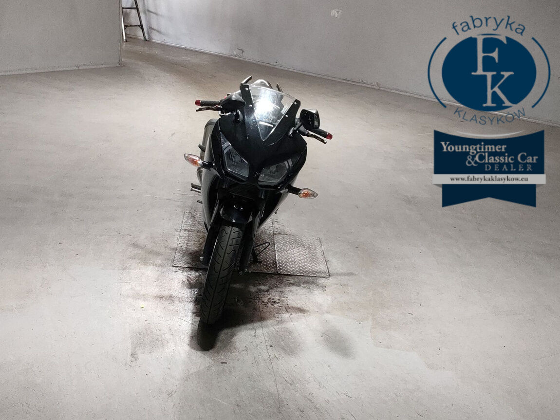 HONDA CBR250R  - zdjęcie 4
