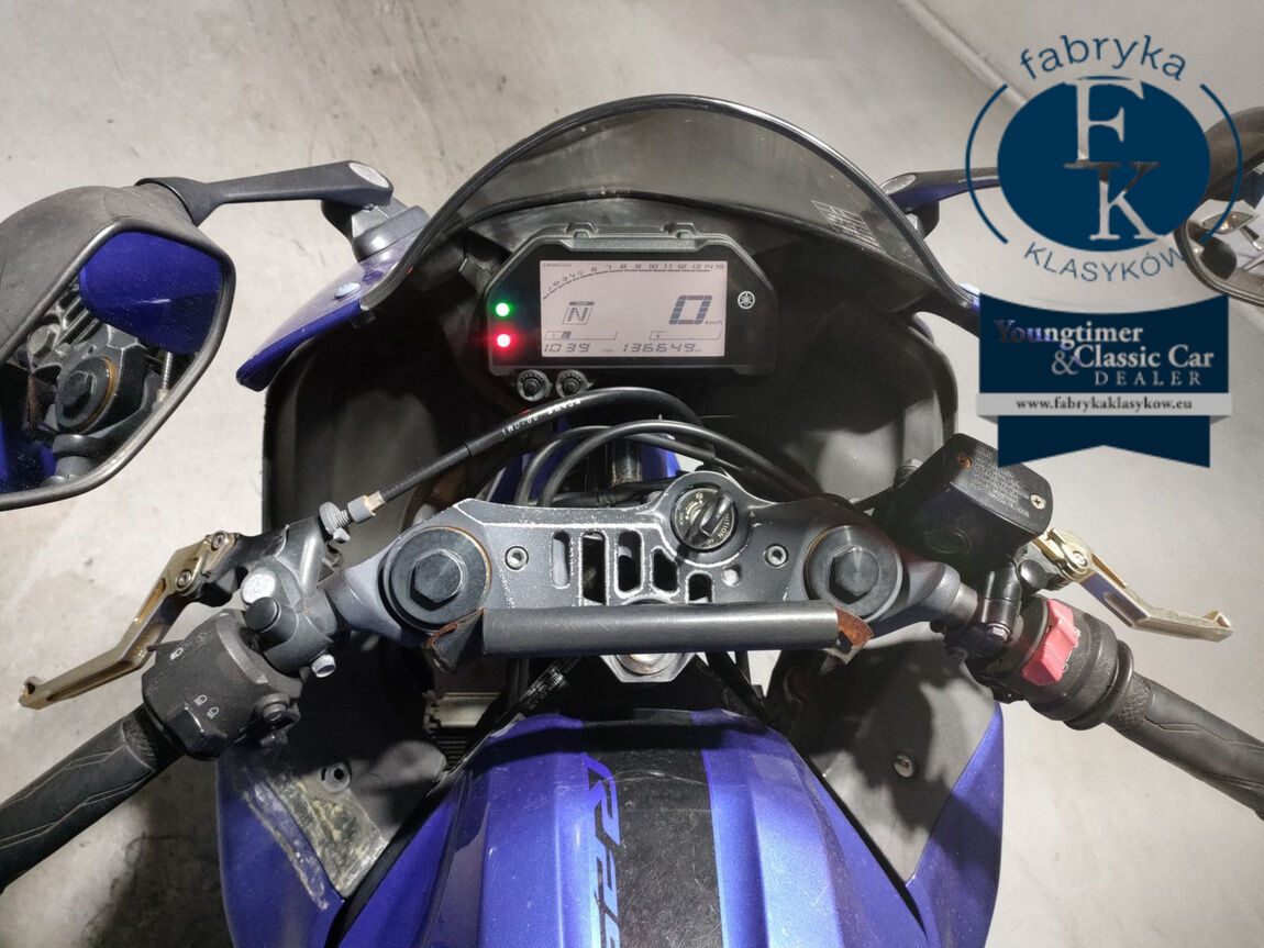 YAMAHA YZF-R25  - zdjęcie 6