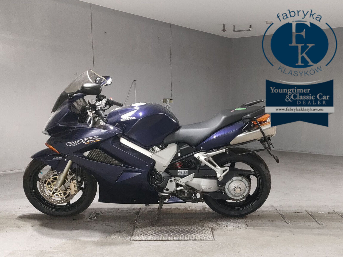 HONDA VFR800 2002 - zdjęcie 3