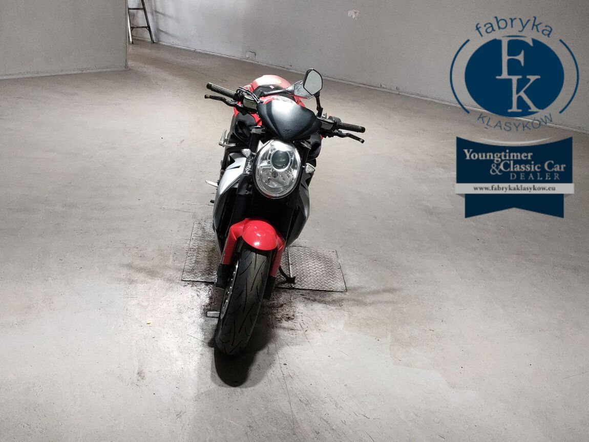 MV AGUSTA MV AGUSTA BRUTALE 990 R 2010 - zdjęcie 4