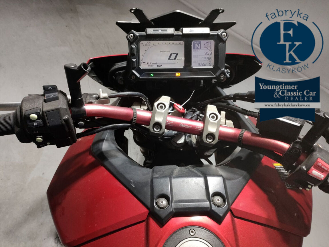 YAMAHA MT-09 2015 - zdjęcie 6