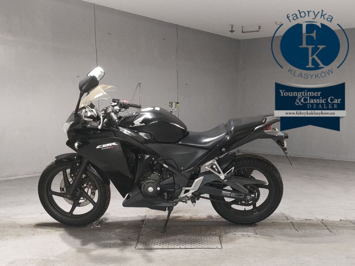 HONDA CBR250R  - zdjęcie 3