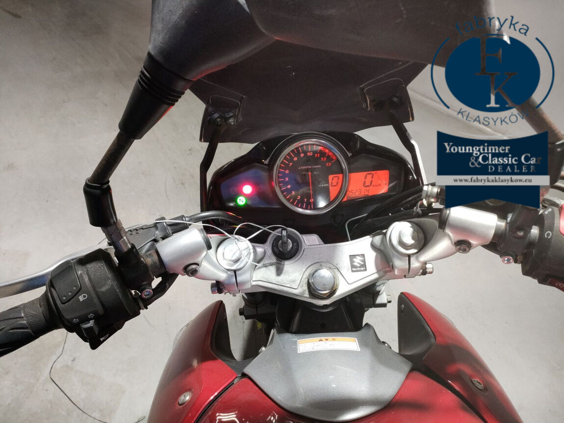 SUZUKI GSR250  - zdjęcie 6