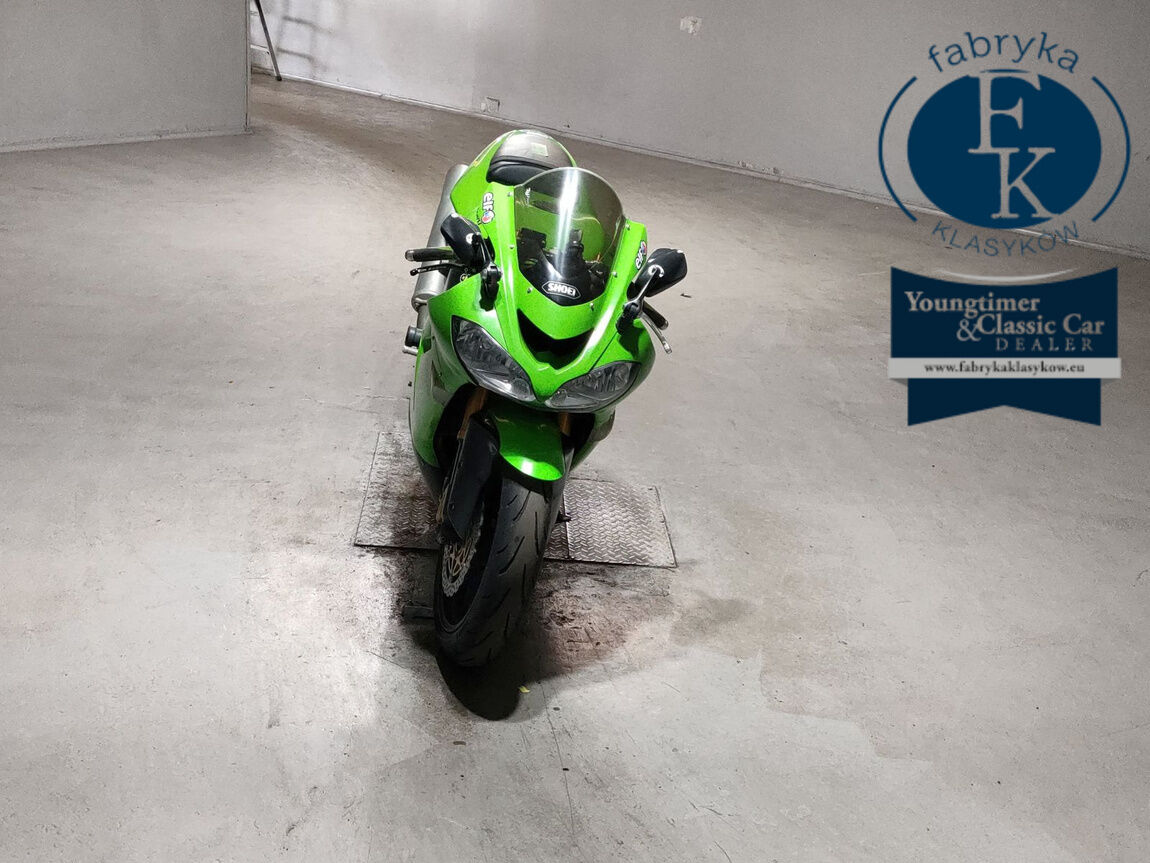 KAWASAKI ZX-10R 2004 - zdjęcie 4