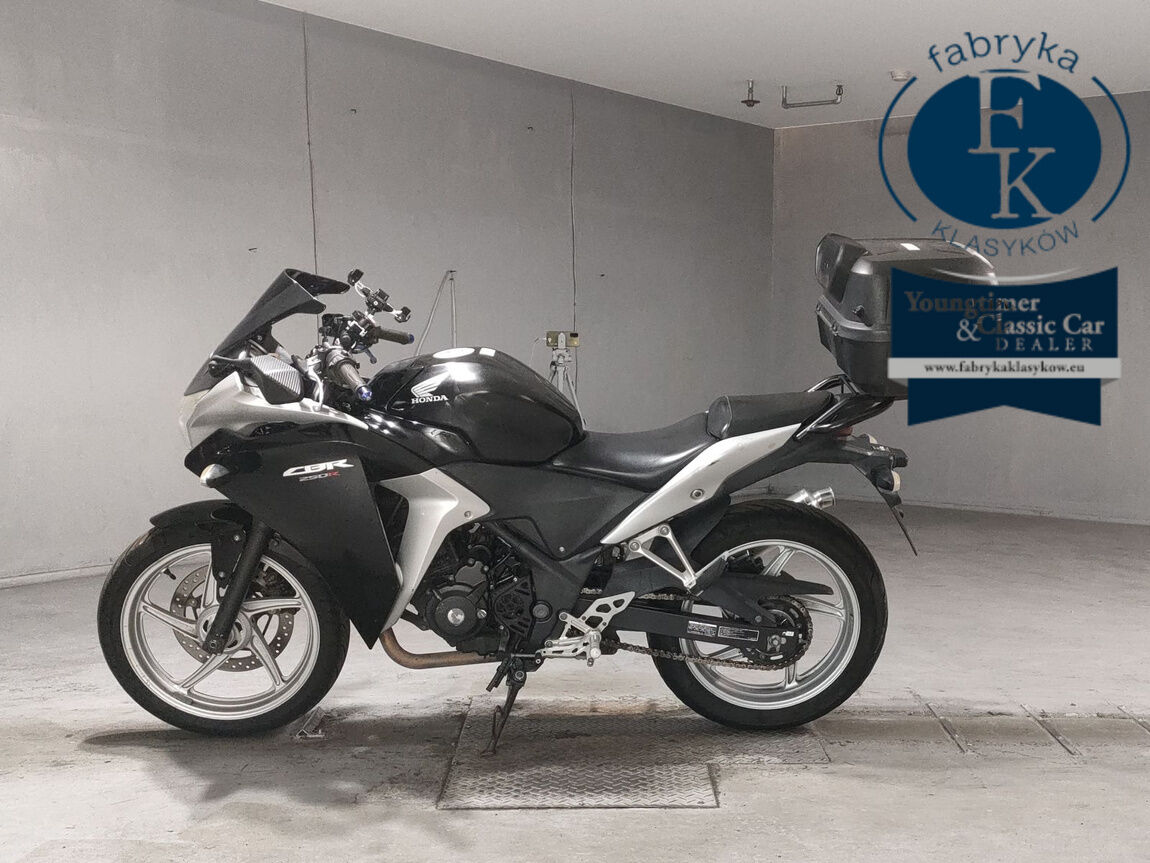 HONDA CBR250R  - zdjęcie 3