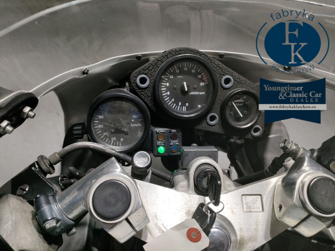 HONDA CBR250R  - zdjęcie 6