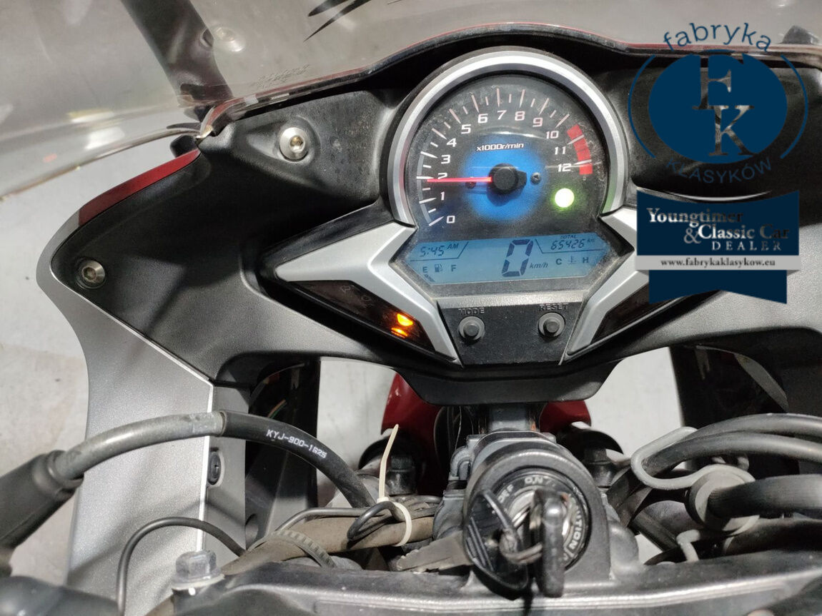 HONDA CBR250R  - zdjęcie 6