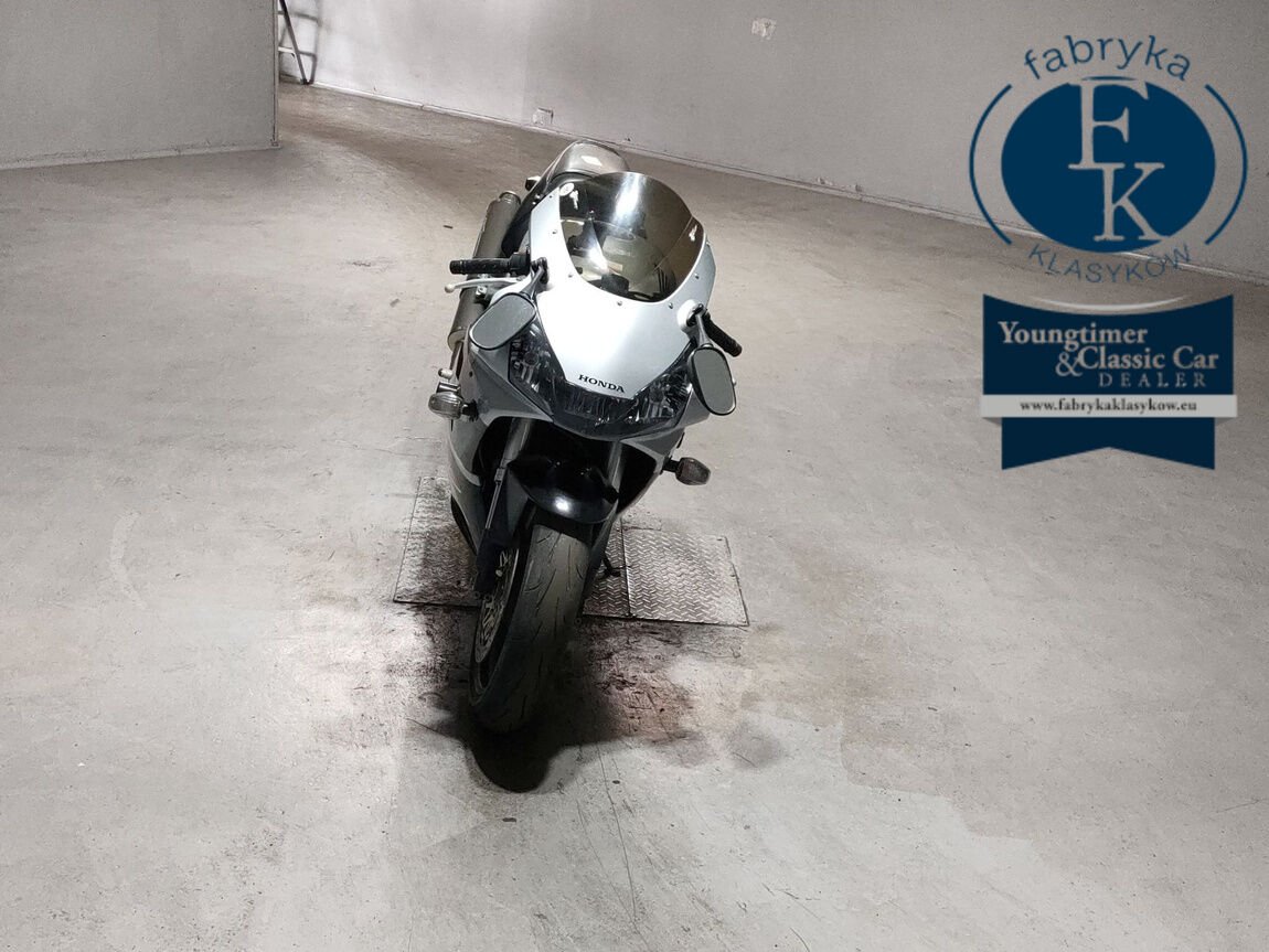HONDA CBR954RR 2002 - zdjęcie 4