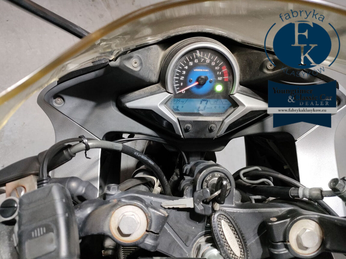HONDA CBR250R  - zdjęcie 6