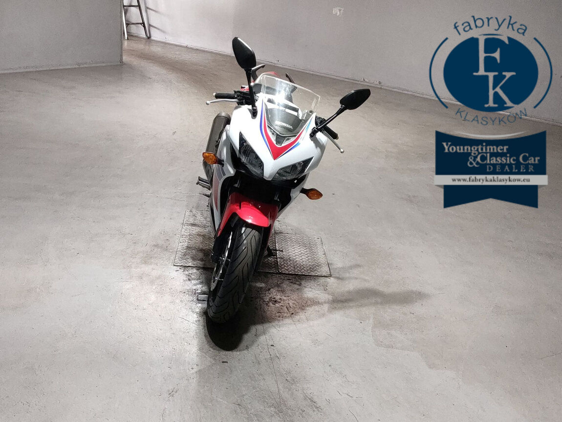 HONDA CBR400R 2013 - zdjęcie 4