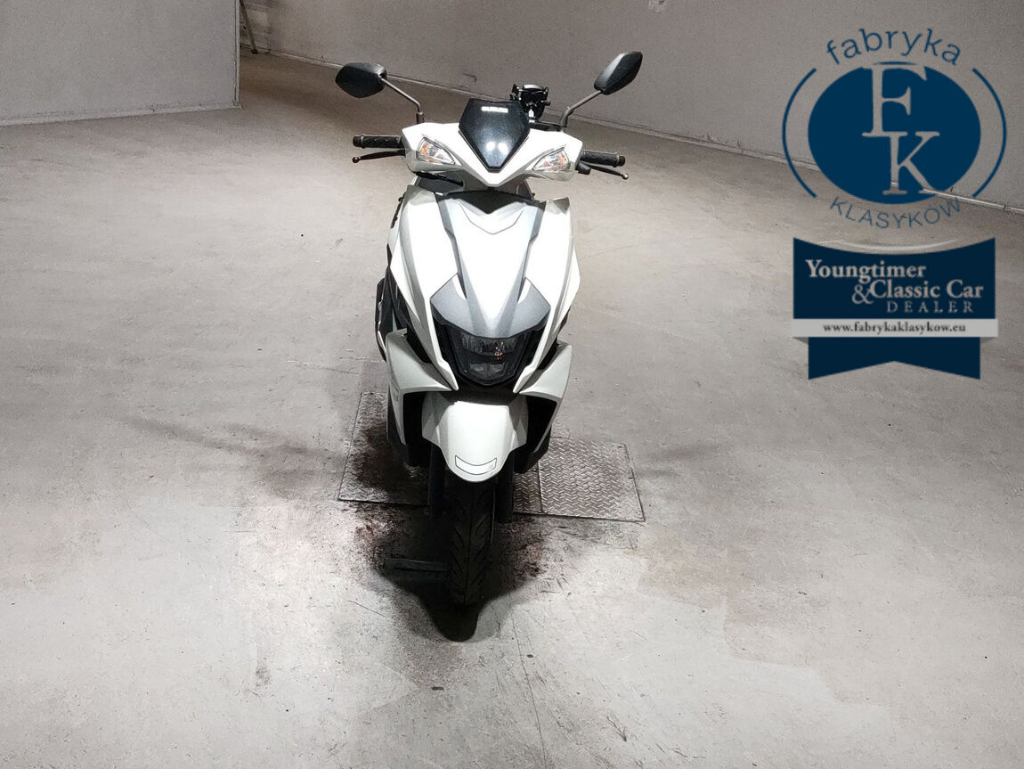 SUZUKI AVENIS125  - zdjęcie 4
