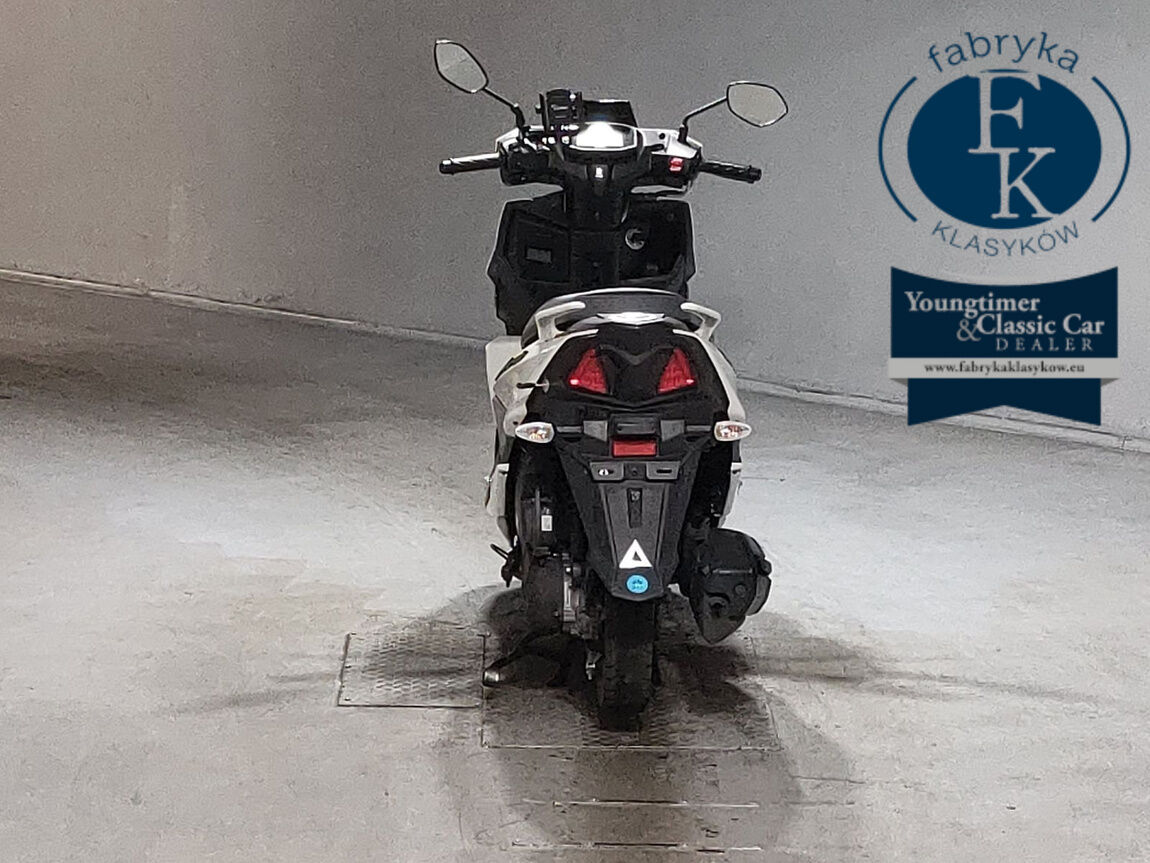 SUZUKI AVENIS125  - zdjęcie 5