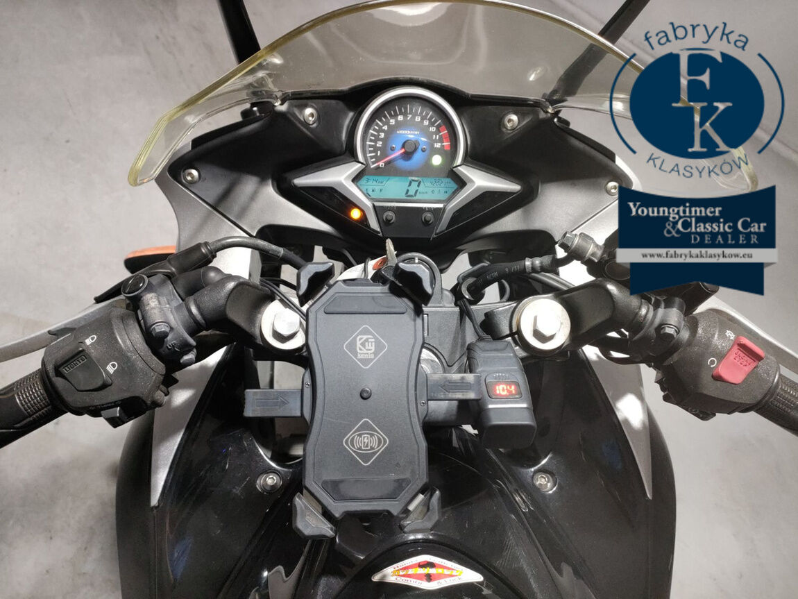 HONDA CBR250R  - zdjęcie 6