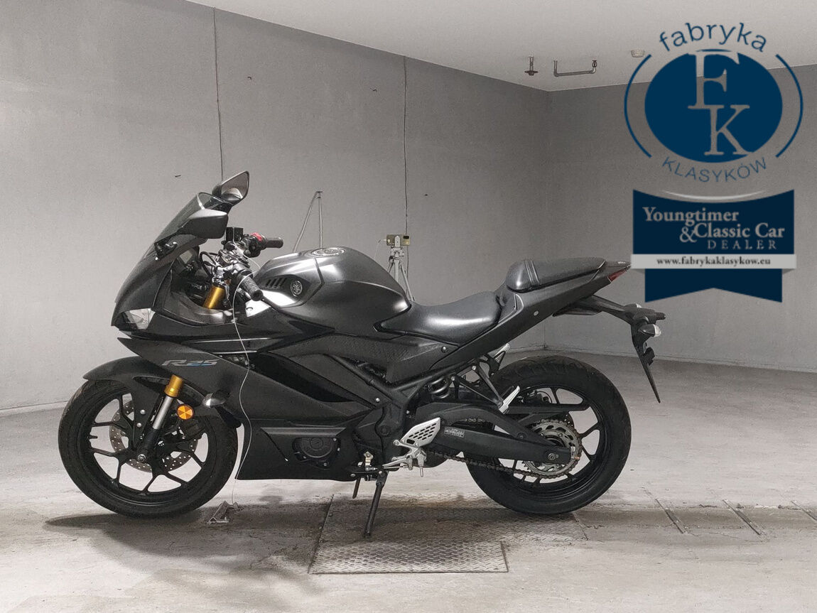 YAMAHA YZF-R25  - zdjęcie 3