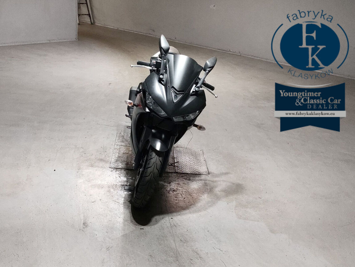 YAMAHA YZF-R25  - zdjęcie 4