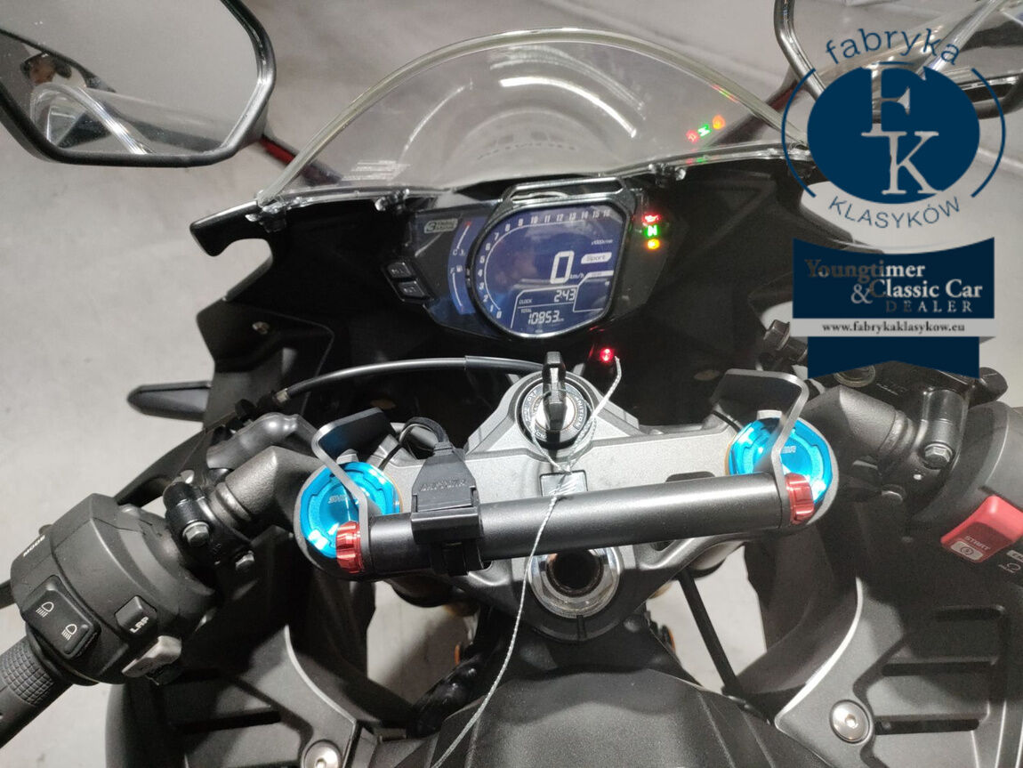 HONDA CBR250RR  - zdjęcie 6