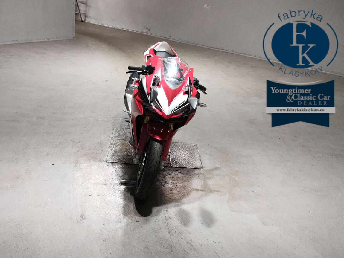 HONDA CBR250RR  - zdjęcie 4