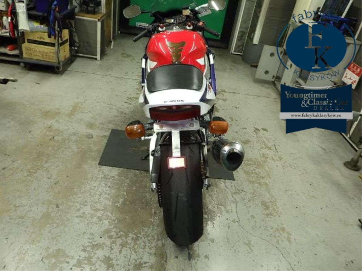 HONDA CBR900RR 2000 - zdjęcie 32
