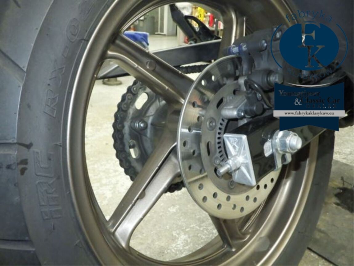 HONDA VTR250 - zdjęcie 27
