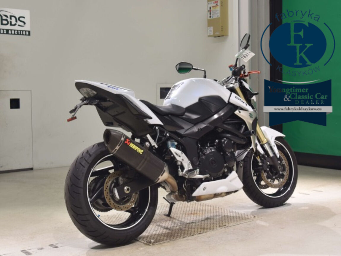 SUZUKI GSR750 2011 - zdjęcie 6