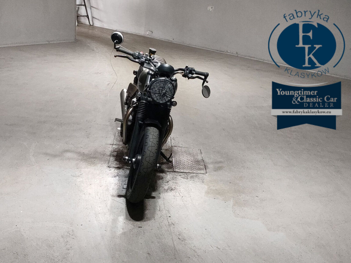 TRIUMPH STREET TWIN 900 2021 - zdjęcie 4