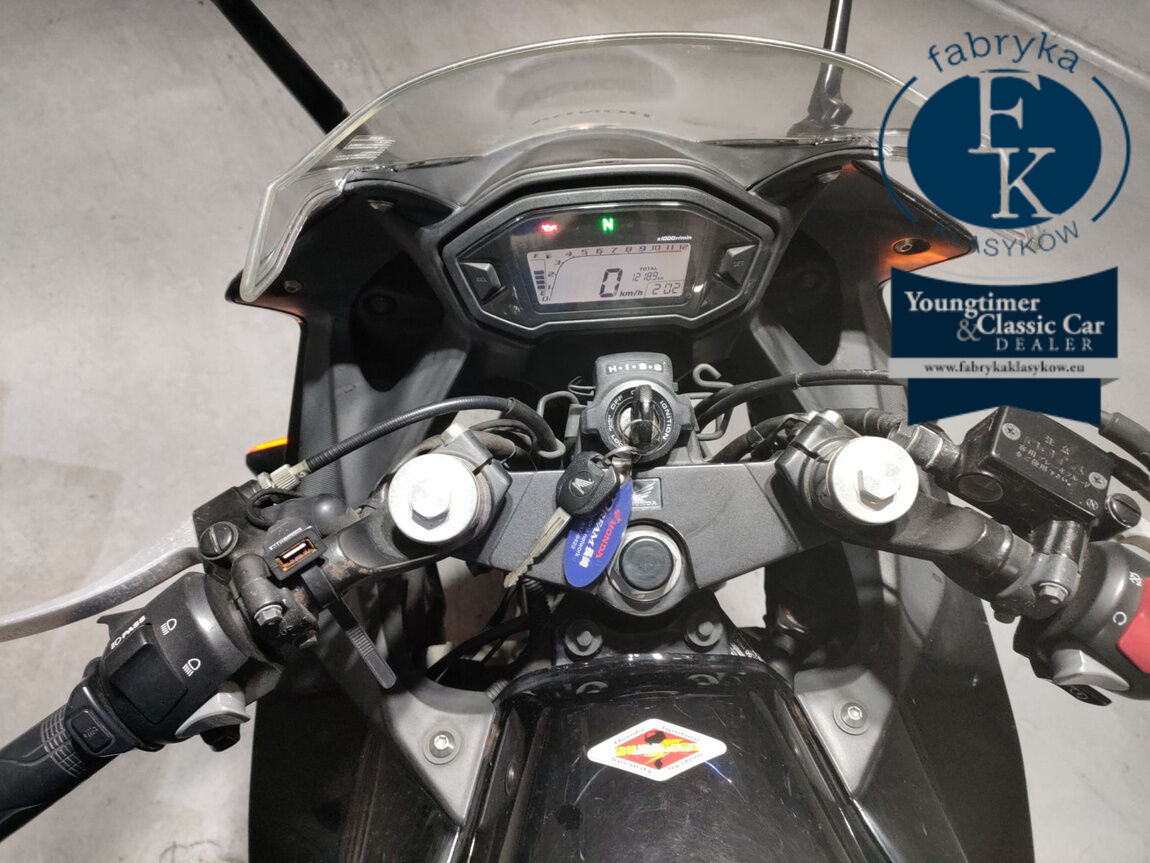 HONDA CBR400R 2013 - zdjęcie 6