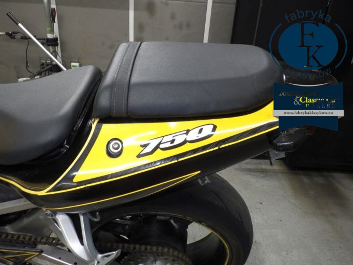 SUZUKI GSX-R750 2003 - zdjęcie 20