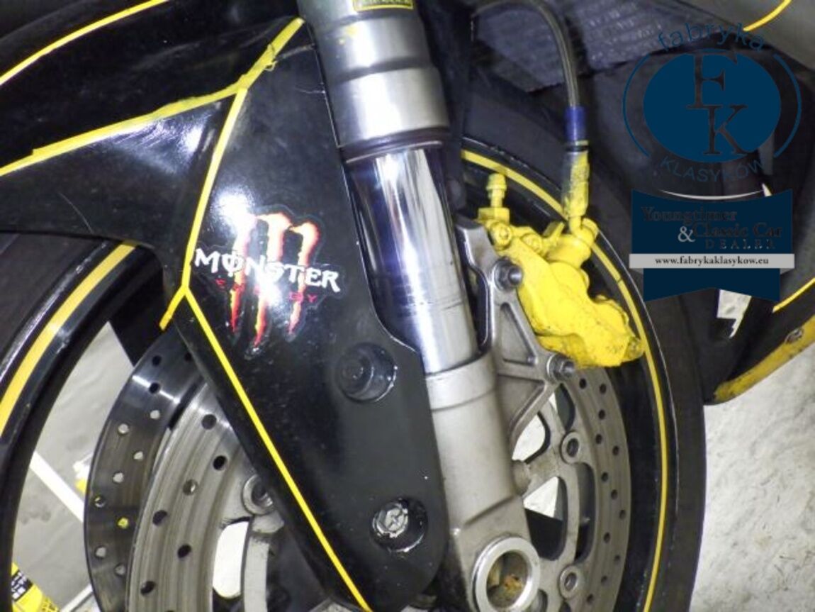 SUZUKI GSX-R750 2003 - zdjęcie 23