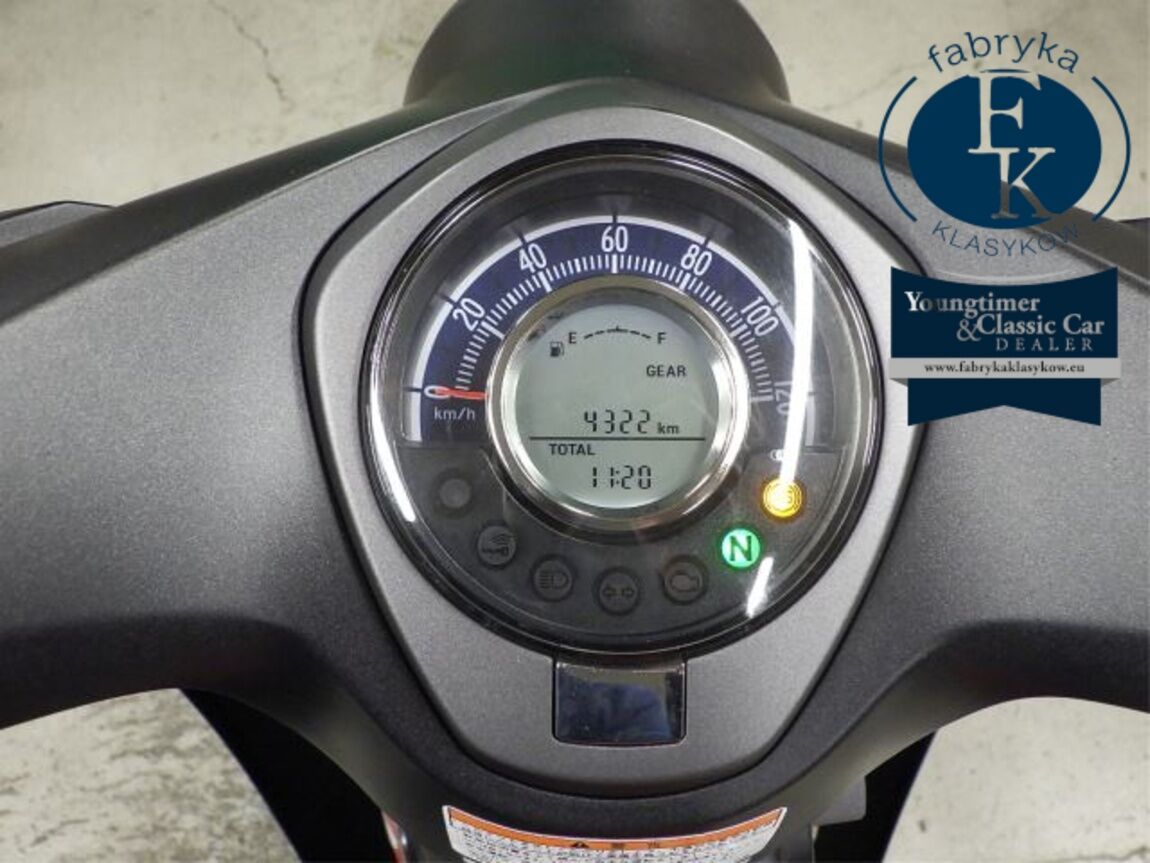 HONDA C125-2 - zdjęcie 14