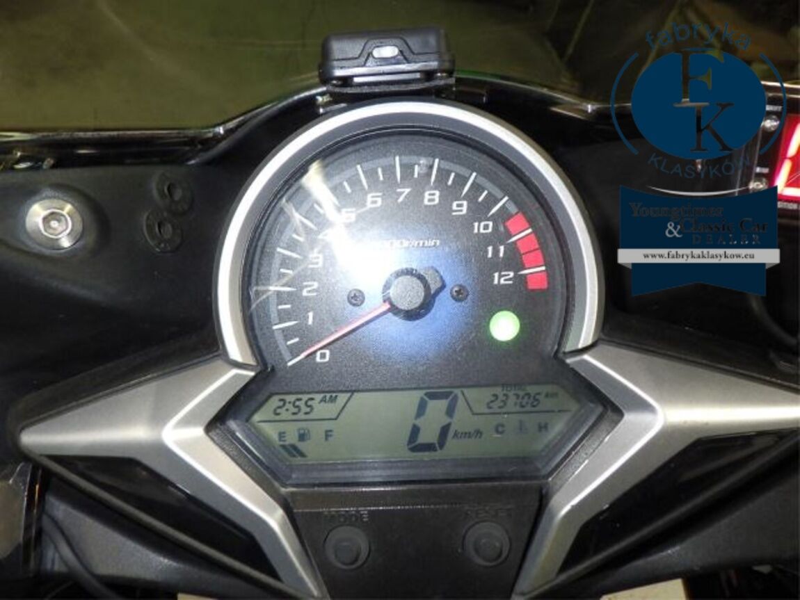 HONDA CBR250R  - zdjęcie 15