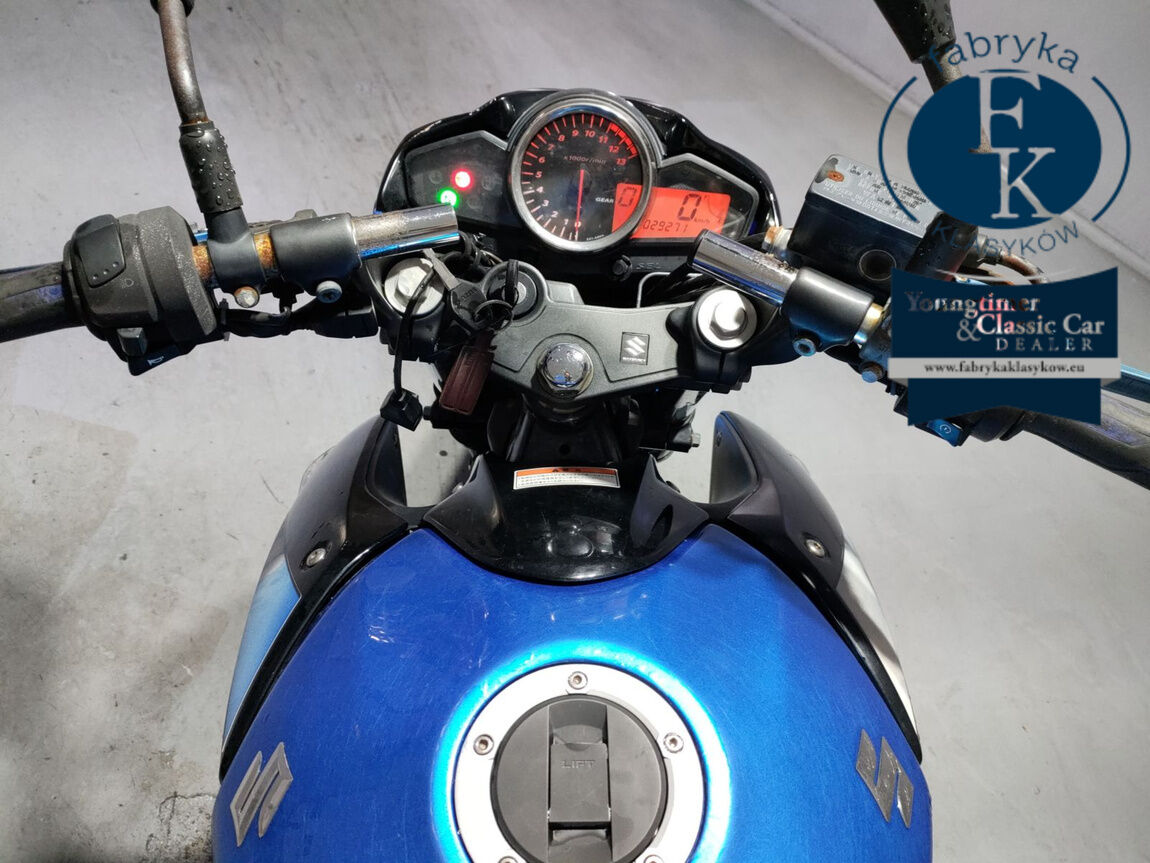SUZUKI GSR250  - zdjęcie 6