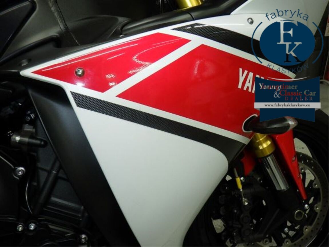 YAMAHA YZF-R1 2012 - zdjęcie 18