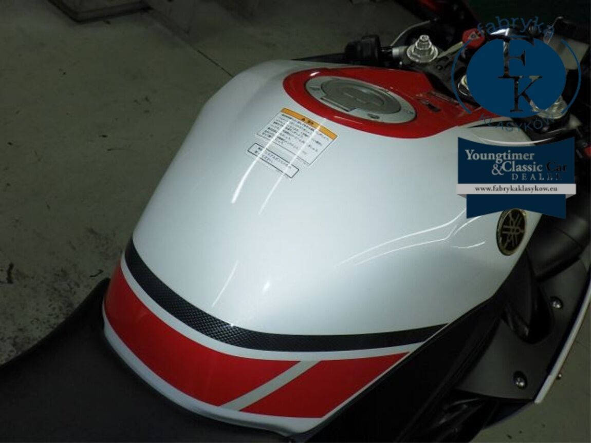 YAMAHA YZF-R1 2012 - zdjęcie 19