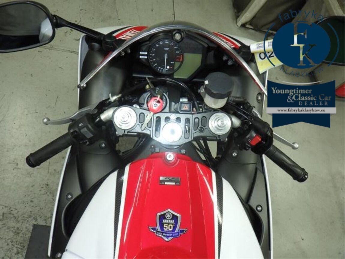 YAMAHA YZF-R1 2012 - zdjęcie 21