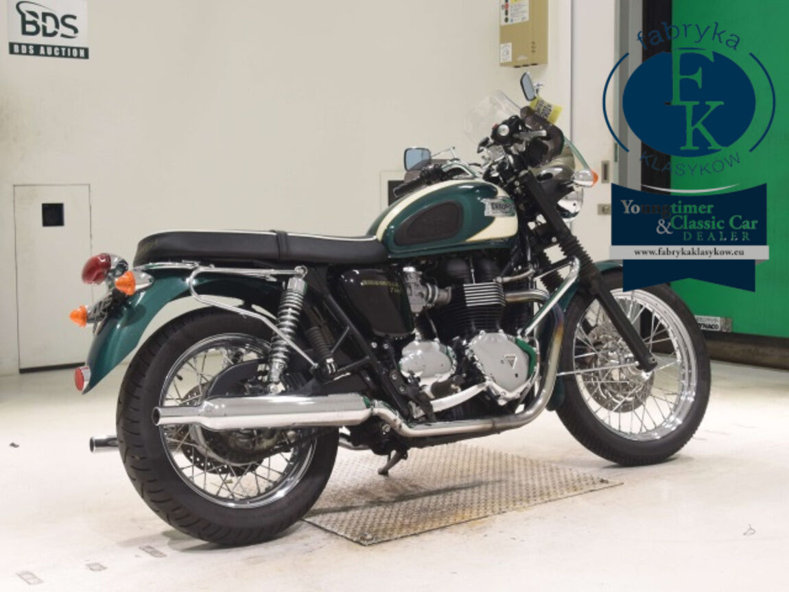 TRIUMPH BONNEVILLE T100 2010 - zdjęcie 6