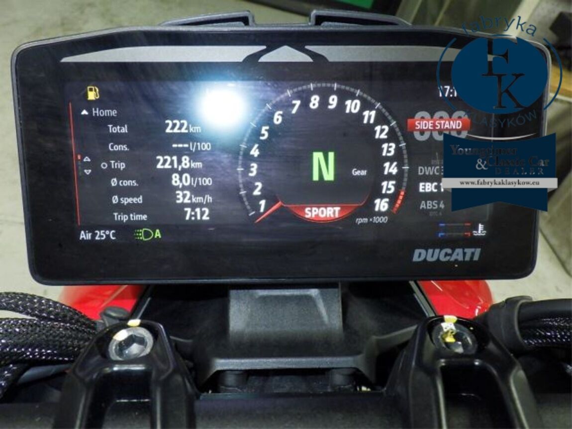 DUCATI STREET FIGHTER V4S 2025 - zdjęcie 13