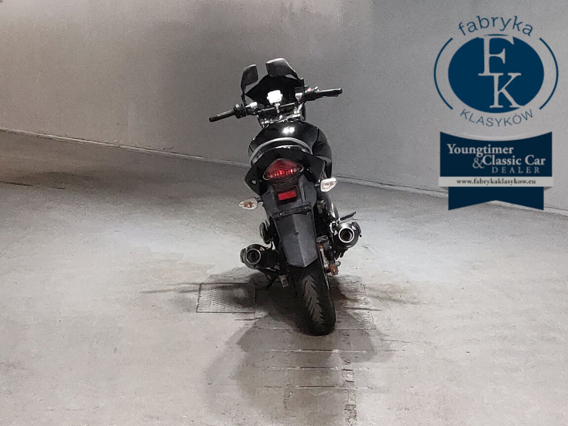 SUZUKI GSR250  - zdjęcie 5
