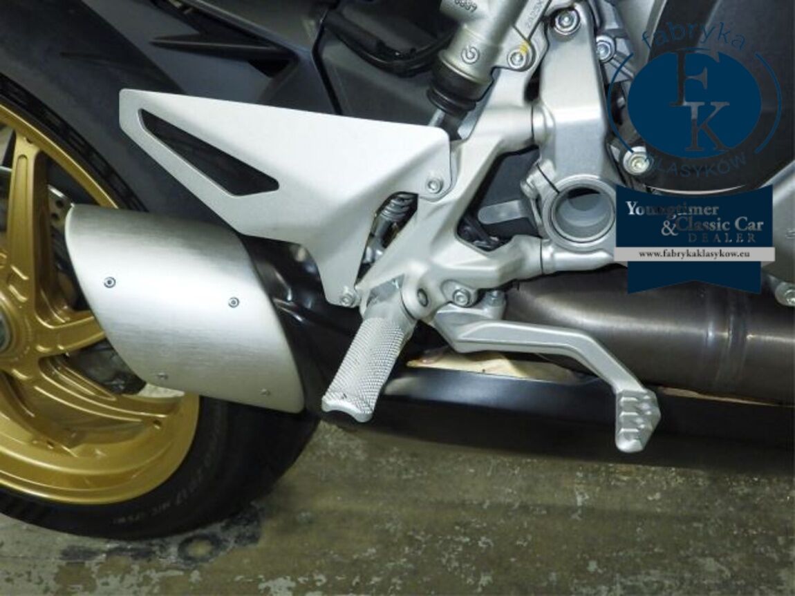 DUCATI STREET FIGHTER V2 2023 - zdjęcie 33