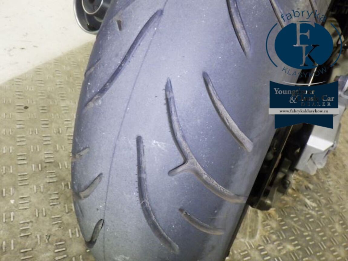 YAMAHA XJR1300 2001 - zdjęcie 25