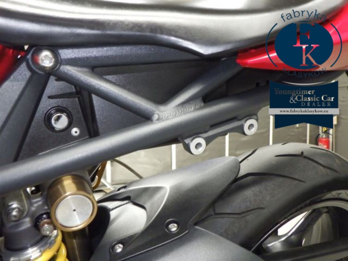 TRIUMPH DAYTONA675 2013 - zdjęcie 30