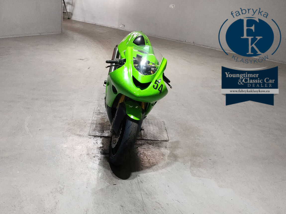 KAWASAKI ZX-10R 2004 - zdjęcie 4