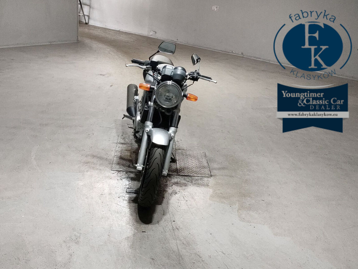 HONDA VTR250  - zdjęcie 4