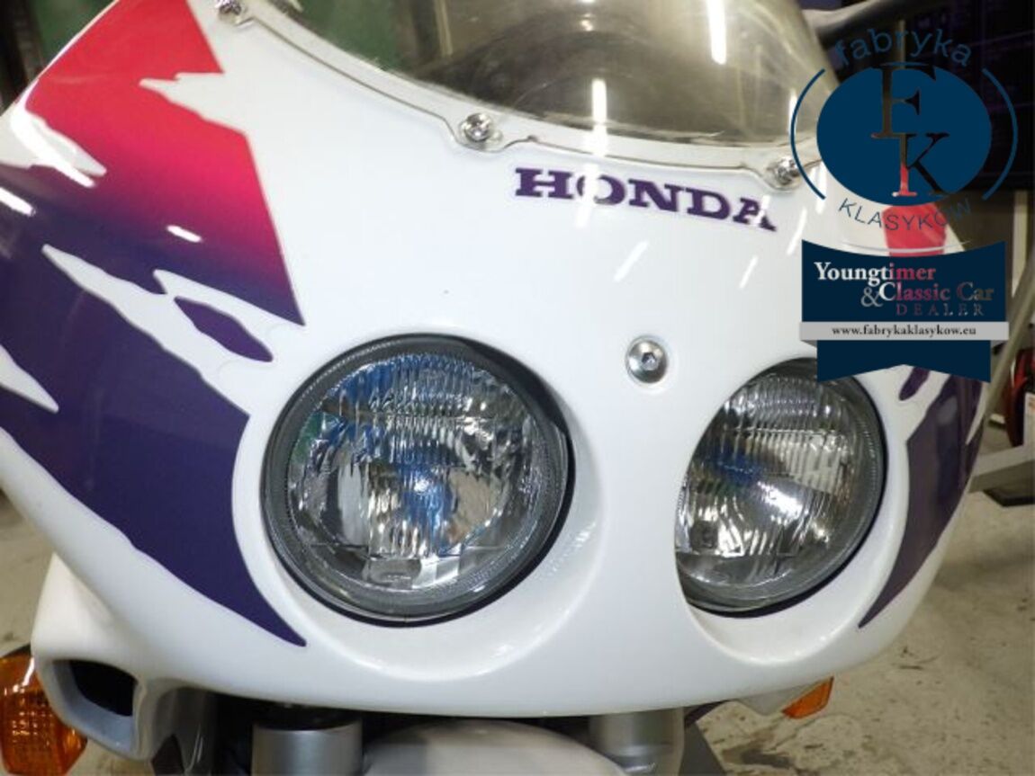 HONDA CBR250RR  - zdjęcie 16