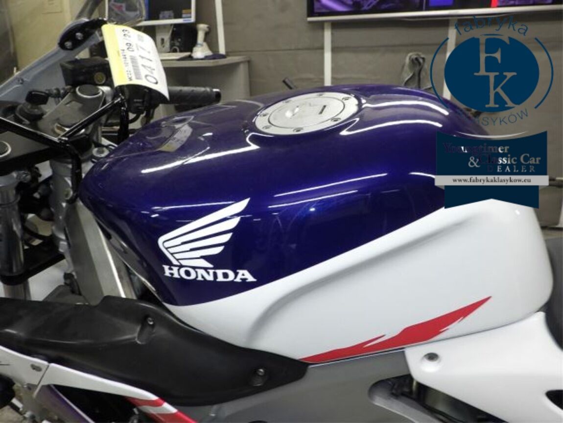 HONDA CBR250RR  - zdjęcie 20