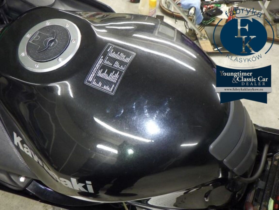 KAWASAKI ZZR1100 1993 - zdjęcie 19
