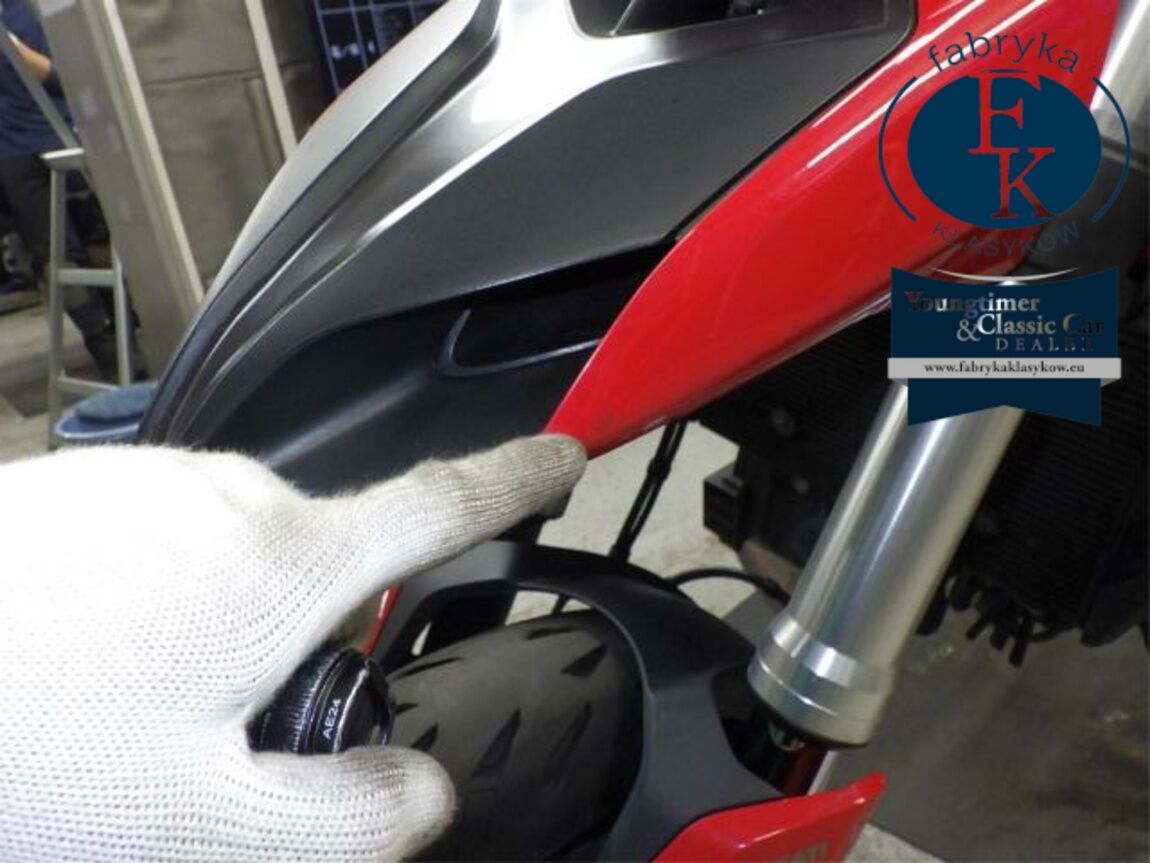 DUCATI HYPERMOTARD820 2013 - zdjęcie 17